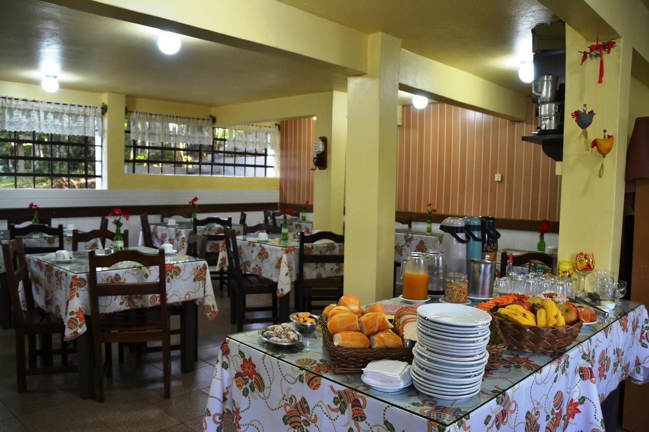 Hotel Pousada Dos Pinheiros 카넬라 외부 사진