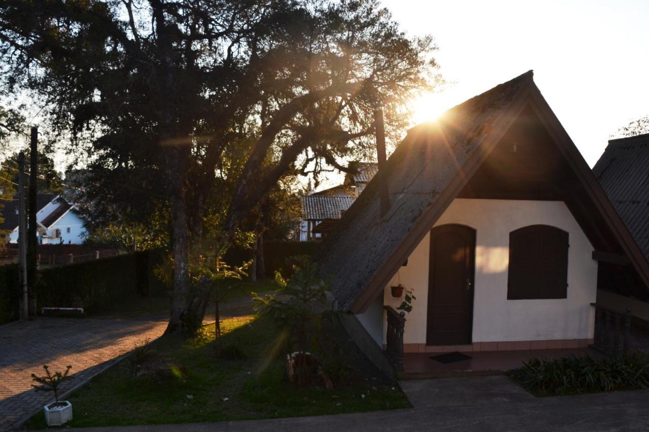 Hotel Pousada Dos Pinheiros 카넬라 외부 사진